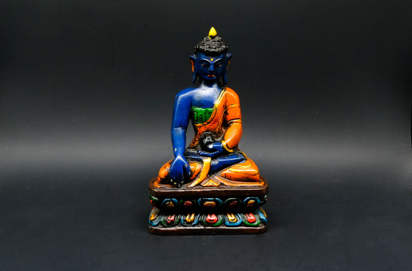 Apricot Wood Medicine Buddha - the ladakh art palace