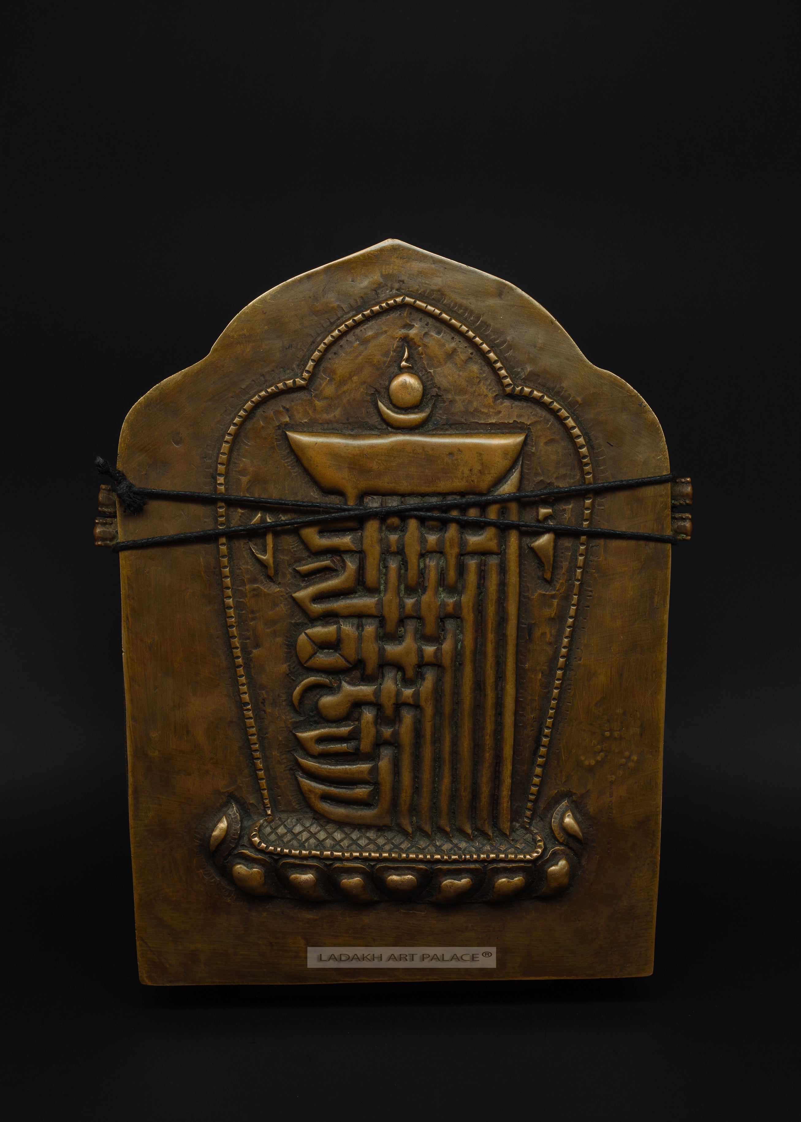 Bronze Amulet Of Shakyamuni Buddha - the ladakh art palace