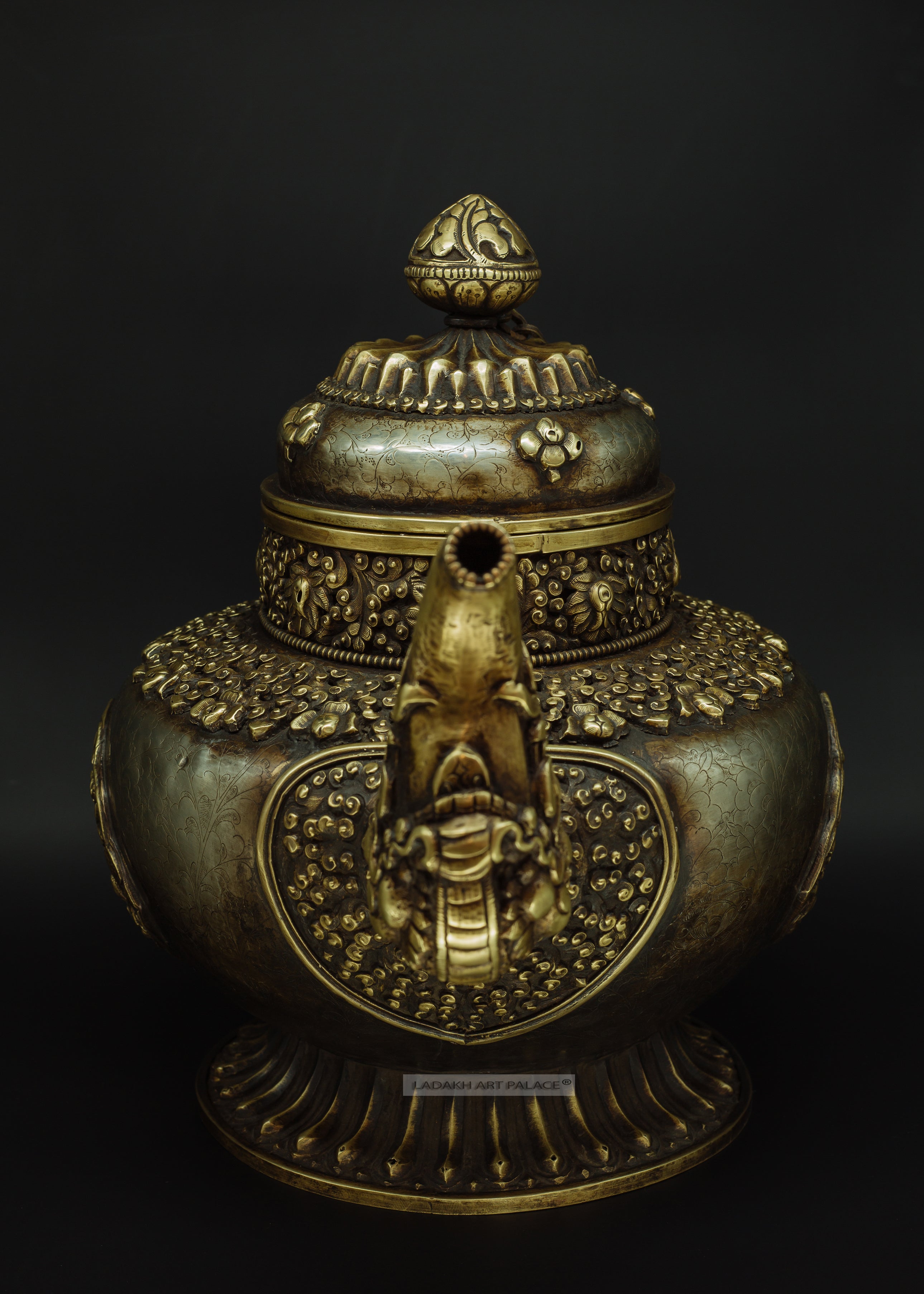 Brass and White Metal Teapot Hand made in Ladakh - the ladakh art palace